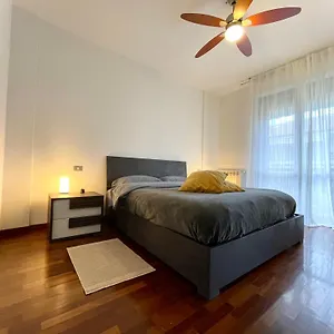 https://papinis-home-monza.it-lombardy.com